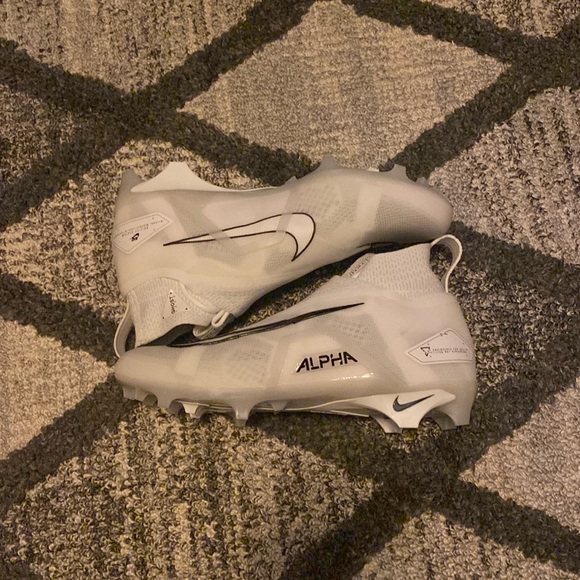 Nike Other - Nike Alpha football cleats